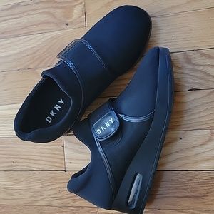DKNY shoes size 7M